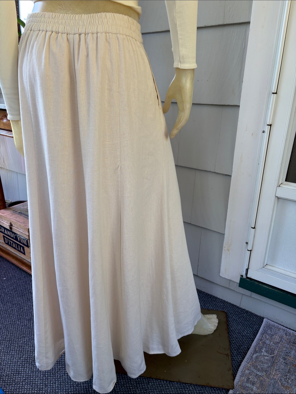 House of Harlow Linen Maxi A-Line Skirt - Picture 2 of 5
